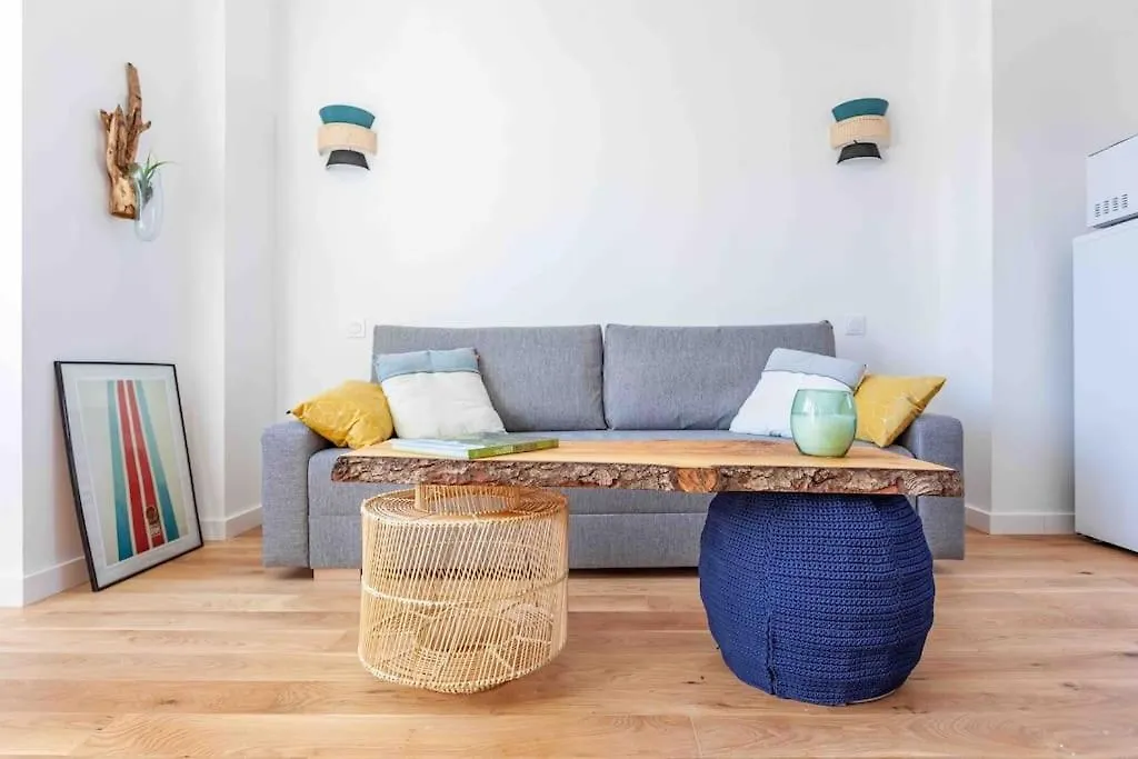Le Lulli - Un T2 Moderne Et Epure Apartamento Marselha França